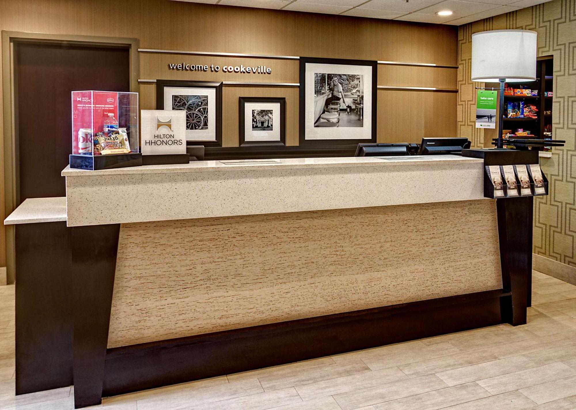 Hampton Inn Cookeville Exterior foto